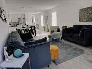 Modern Furnished Room + Utilities