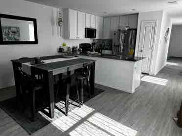 Retro Furnished Room + Utilities