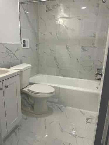 ✨Convenient Room in Midtown South✨
