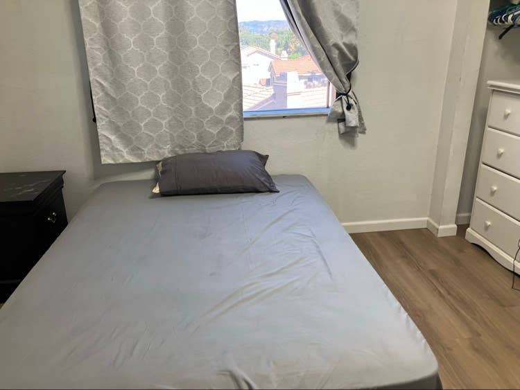 Room in Rosemead for rent.