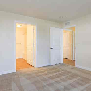 Room for rent $