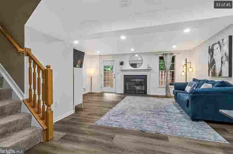Rooms for Rent in Shared Townhouse