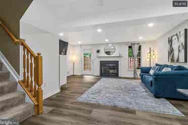 Rooms for Rent in Shared Townhouse
