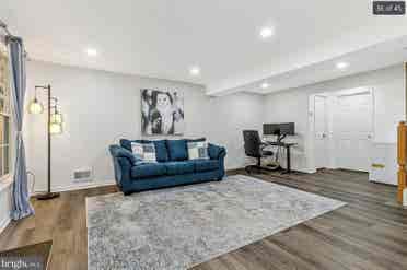 Rooms for Rent in Shared Townhouse