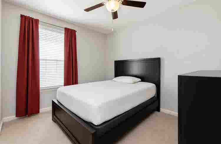 Private Room For Rent in Riverview