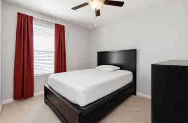 Private Room For Rent in Riverview