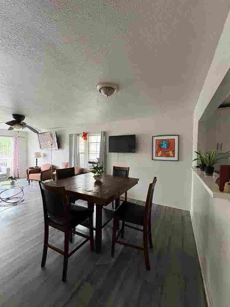 4 bedrooms house by USC area