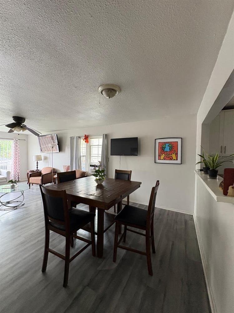 4 bedrooms house by USC area