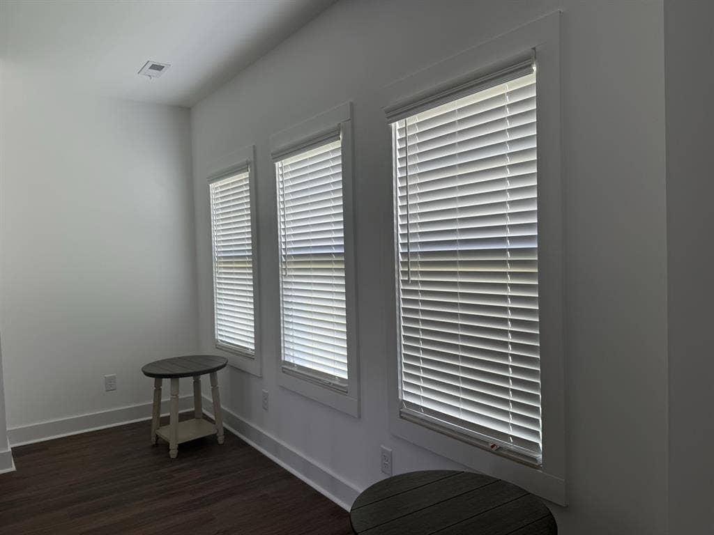 2 rooms for rent, new construction