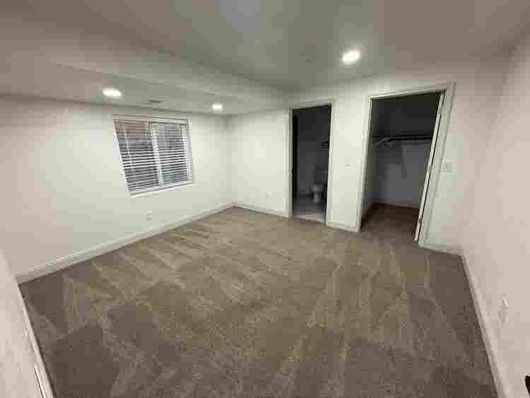 Move-In Ready Newly Renovated Room