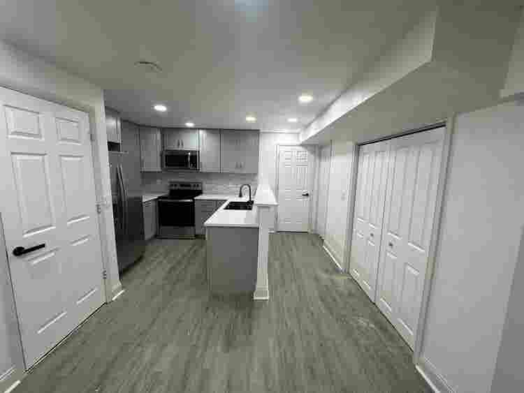 Move-In Ready Newly Renovated Room