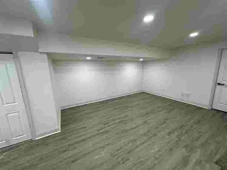 Move-In Ready Newly Renovated Room