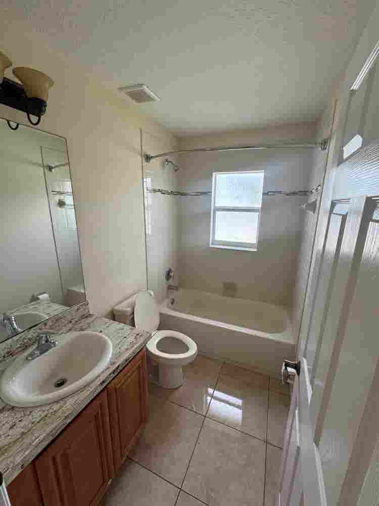 2 PRIVATE ROOMS AVAILABLE