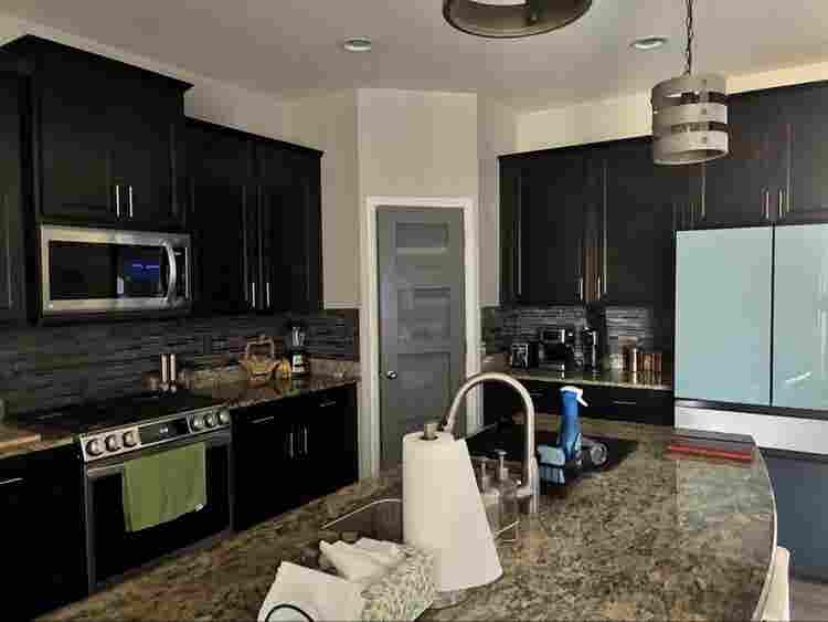 Beautiful Room for Rent in Waterset