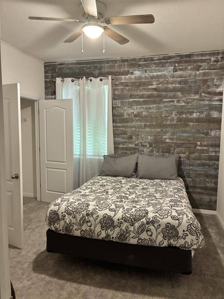Beautiful Room for Rent in Waterset