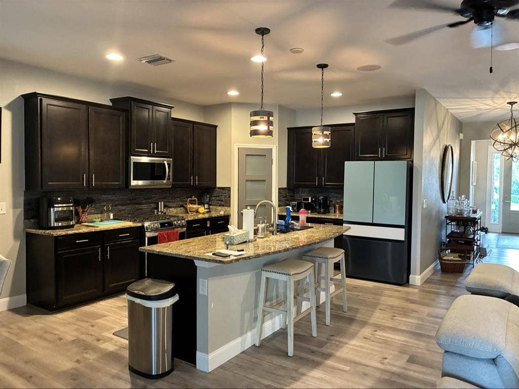 Beautiful Room for Rent in Waterset
