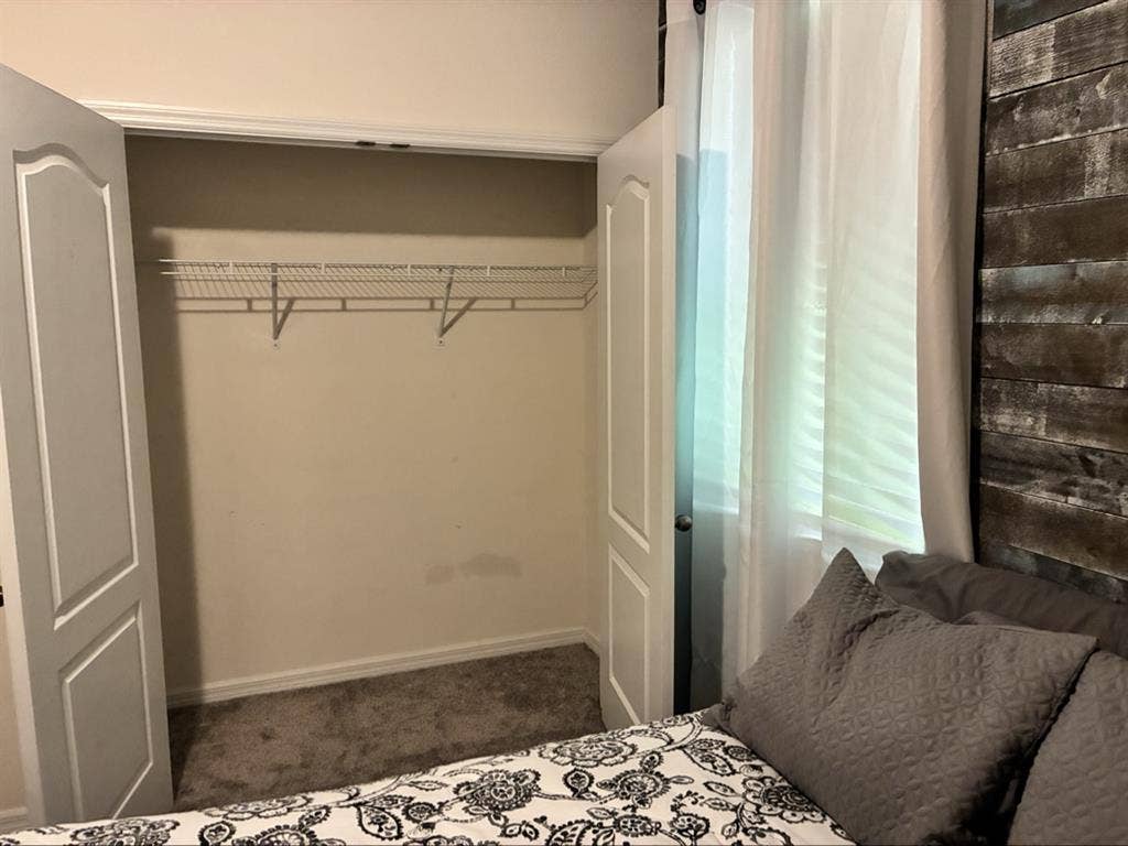 Beautiful Room for Rent in Waterset