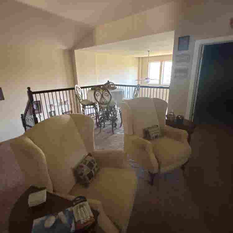 Large room for rent