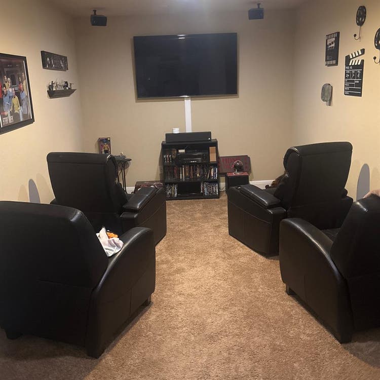 Large room for rent