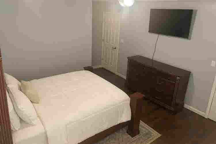 4 Bedrooms Available - Charlotte NC
