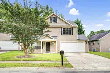 4 Bedrooms Available - Charlotte NC