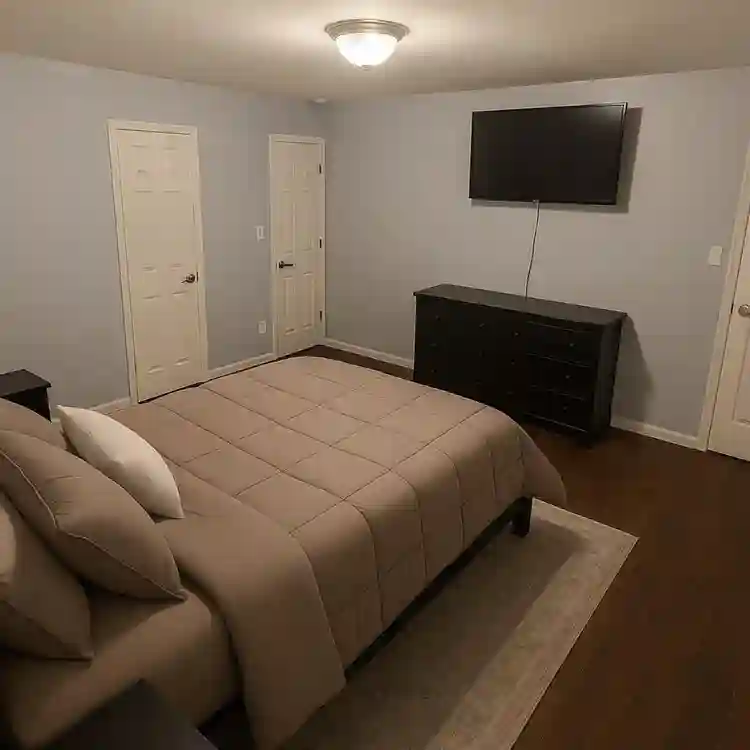 🏡 Furnished Rooms for Rent - 4 Br