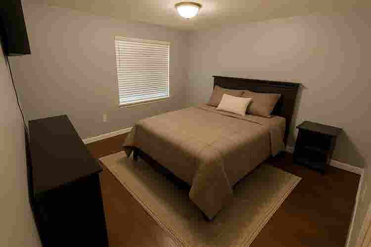 4 Bedrooms Available - Charlotte NC