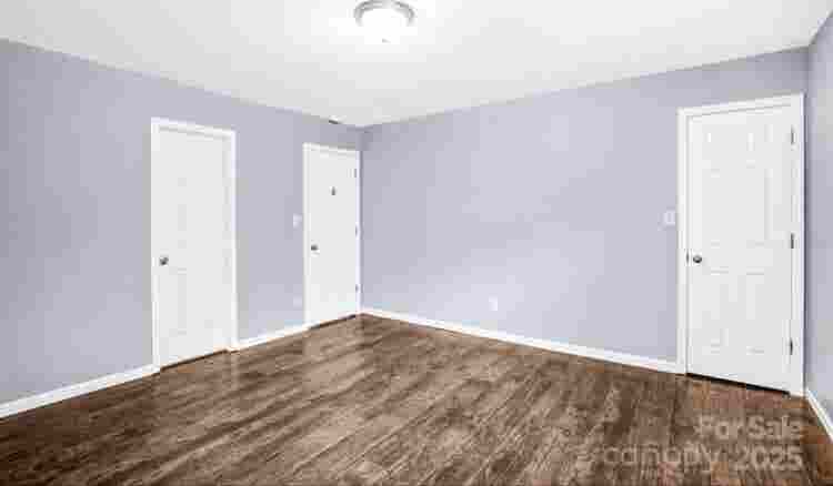 4 Bedrooms Available - Charlotte NC