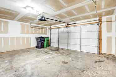 4 Bedrooms Available - Charlotte NC