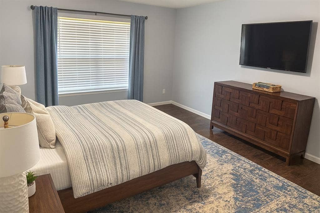 🏡 Furnished Rooms for Rent - 4 Br