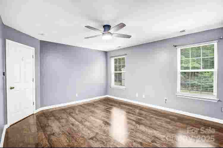 4 Bedrooms Available - Charlotte NC