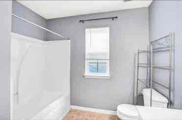 4 Bedrooms Available - Charlotte NC