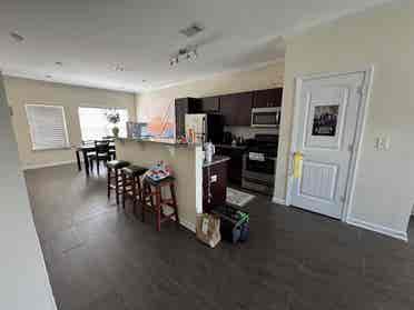 2 Rooms in Athens Ridge