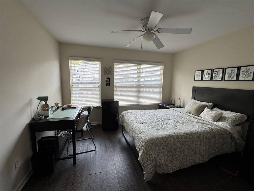 2 Rooms in Athens Ridge