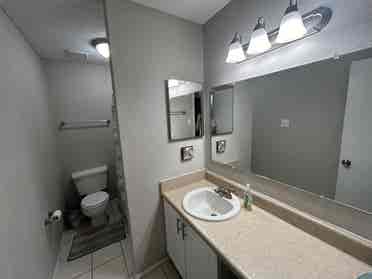 Looking for a roommate for my apt.