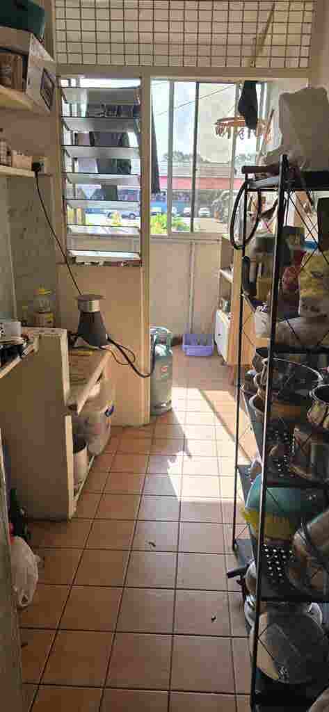 2bhk whole unit with aircon