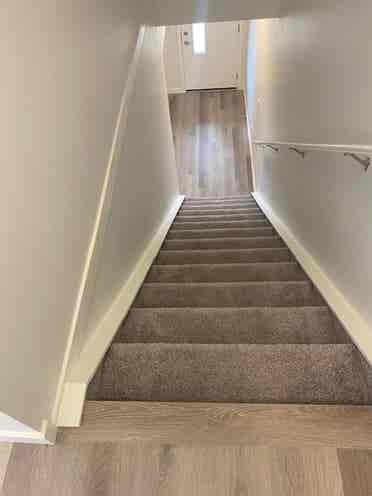 2-Bedroom witg Den Townhouse