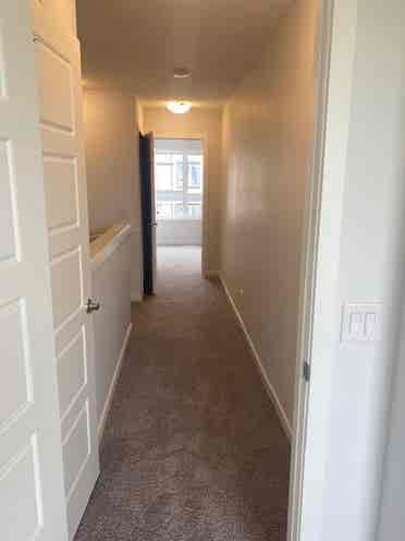 2-Bedroom witg Den Townhouse