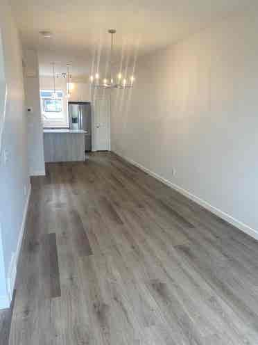 2-Bedroom witg Den Townhouse