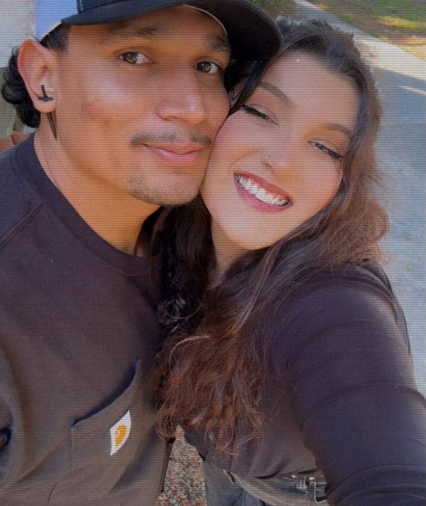 Couple looking for a roommate