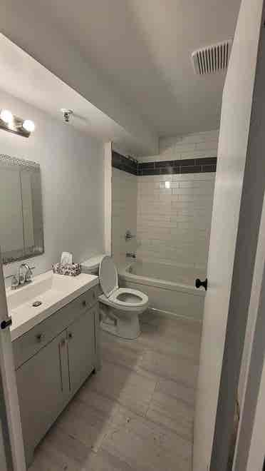 Newly renovated 2 bedroom condo