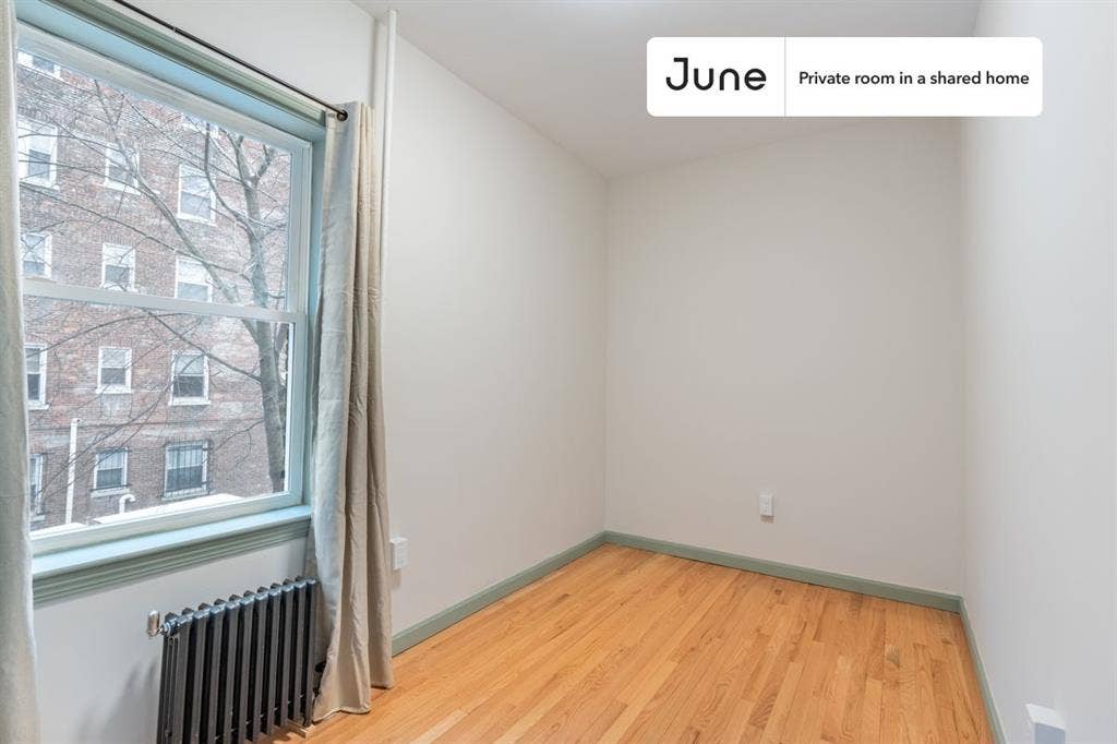 2 BR in Boston