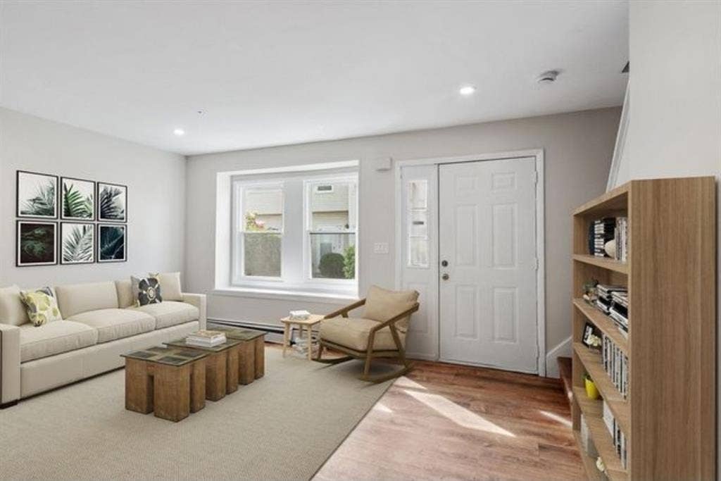 $ – Room in 3BR Townhouse