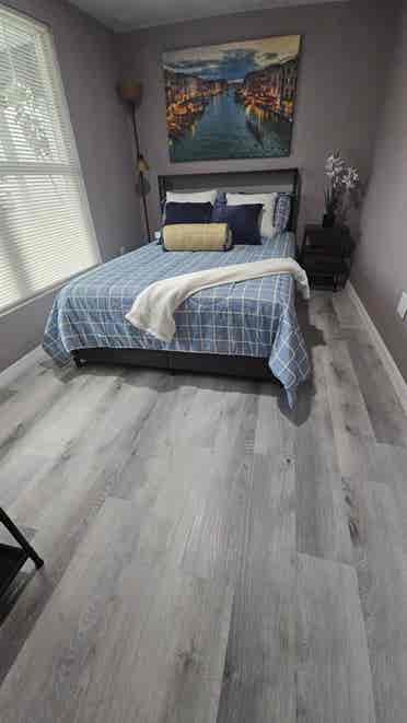 Cozy Room Furnished