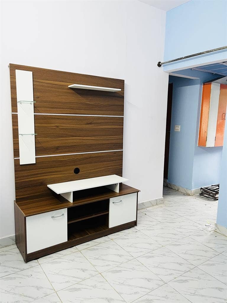 Cozy compact 1bhk Flat