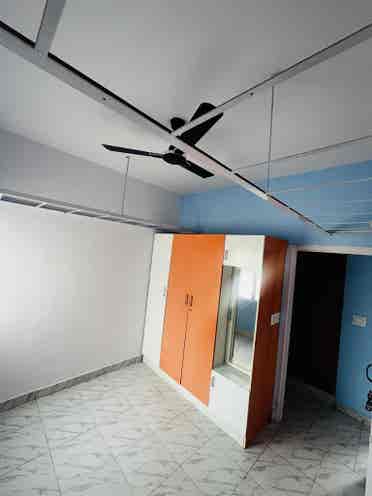 Cozy compact 1bhk Flat