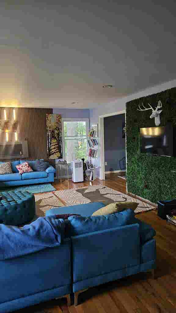 Hot Tub , Movie Theater , Gameroom
