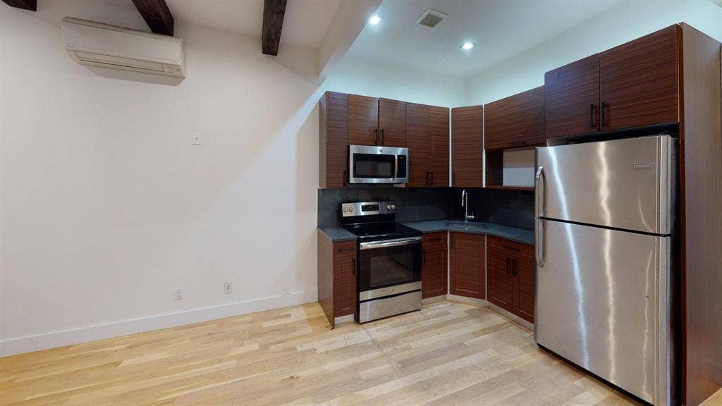 1 BR in Brooklyn