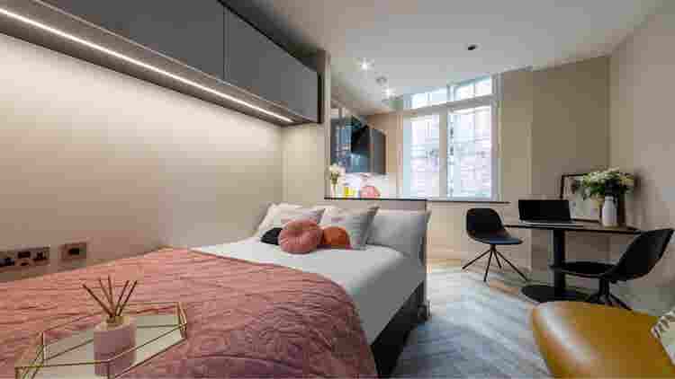 take over studio flat tenancy