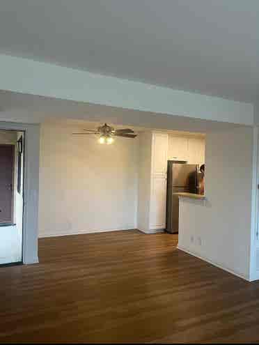 Room with private bath next to UCSD